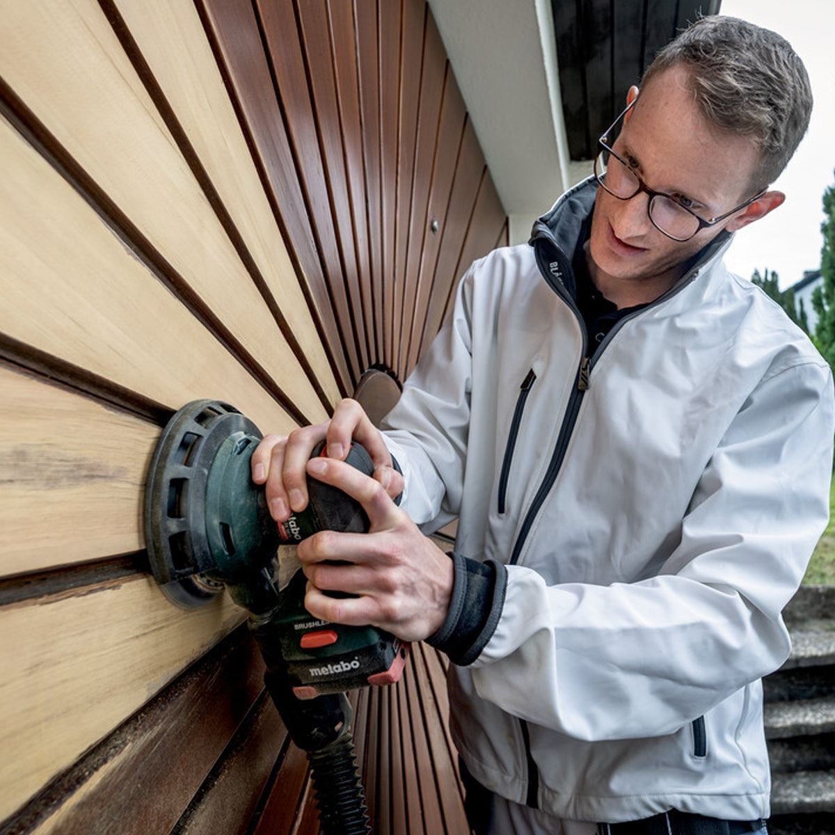 Metabo SXA 18 LTX 150 BL 18V Brushless 150mm Random Orbital Sander with 1 x 8.0Ah Battery Charger & Metabox