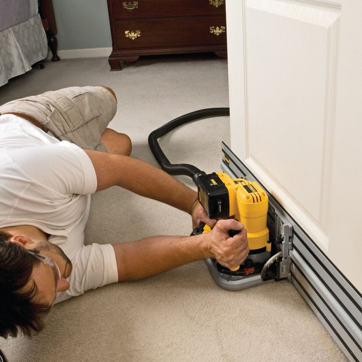 Dewalt DWS520KT 165mm Heavy-Duty Plunge Saw 1300W 240V - No Guide Rail