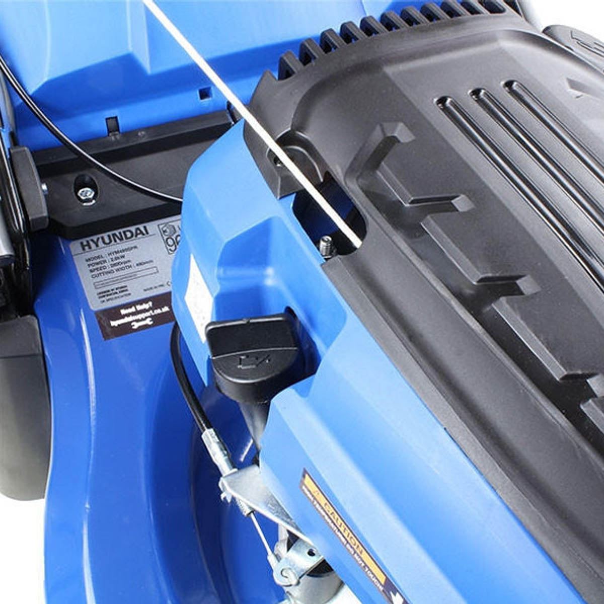 Hyundai HYM530SPR 53cm Self-Propelled Petrol Roller Lawnmower 196cc Engine & 70L Grass Catcher