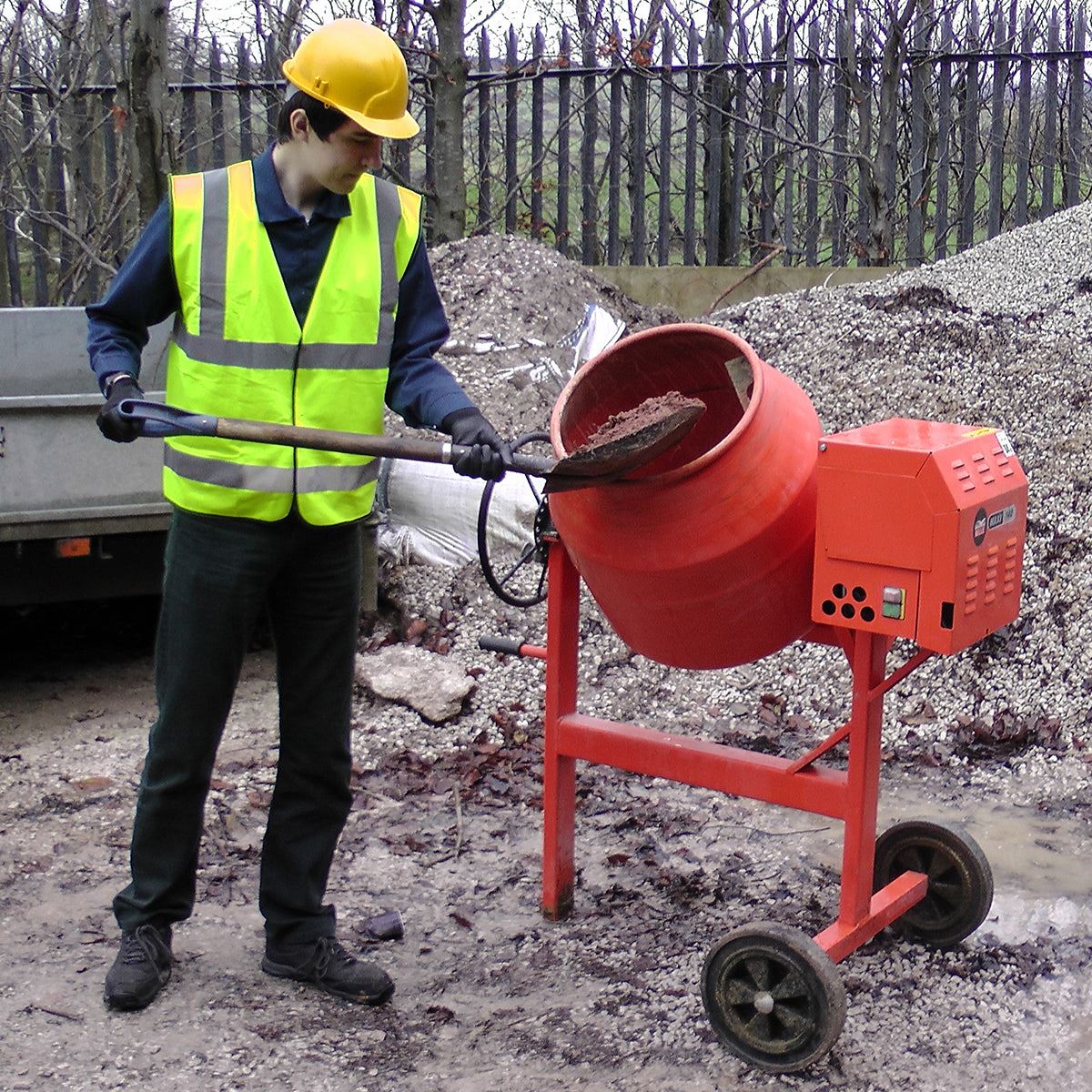 Belle MA05 Maxi 140 Honda Petrol Upright Mixer High Performance Concrete Mixer for Professional