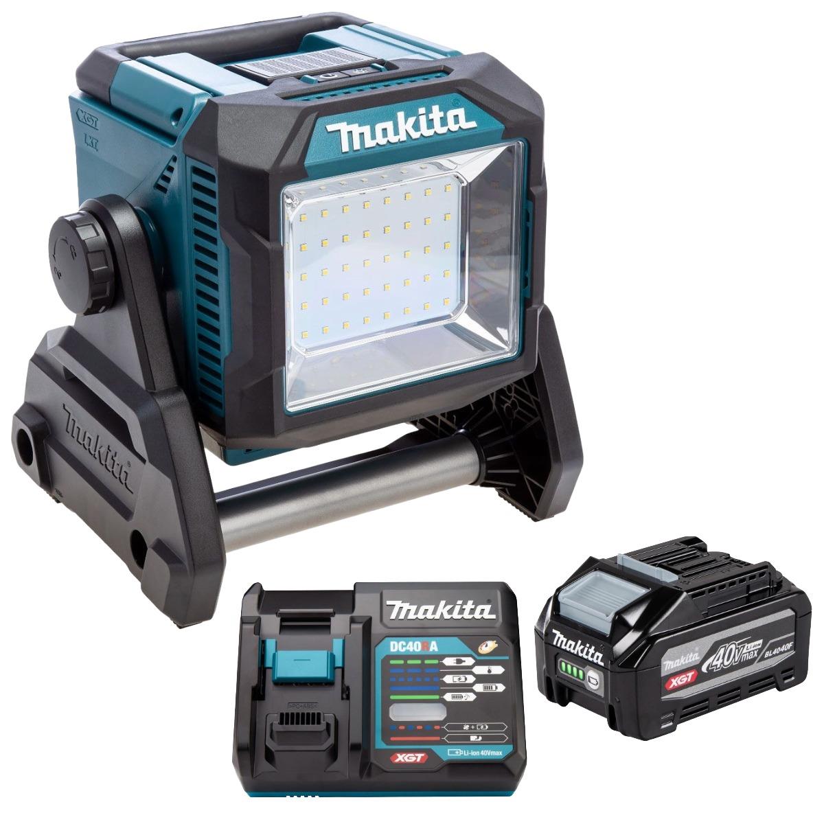 Makita ML005GX 40VMax XGT Worklight with 1 x 4.0Ah Battery & Charger