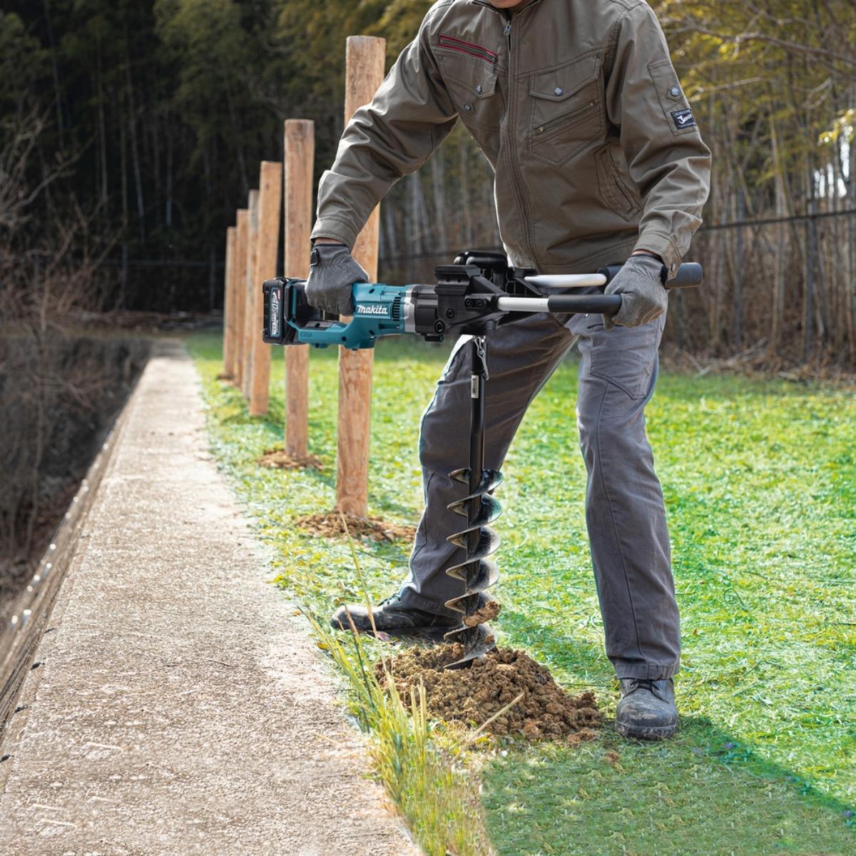 Makita DG002GZ 40V Max XGT Brushless Earth Auger Body Only