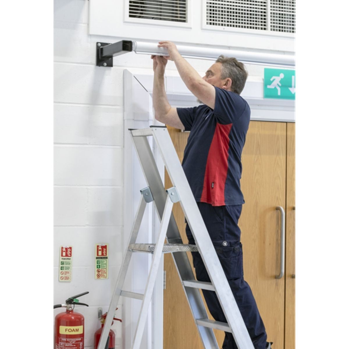 Sealey AXL6 Industrial Aluminium Step Ladder 6-Tread