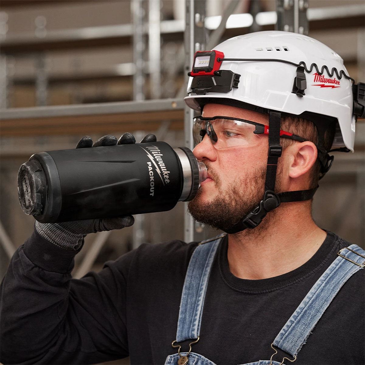 Milwaukee Packout 1065ml Chug Lid Bottle Black 4932493468