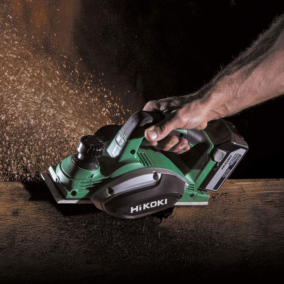 Hikoki P18DSLW4Z 18V Cordless 82mm Planer with 1 x 2.5Ah/5.0Ah Battery & Charger