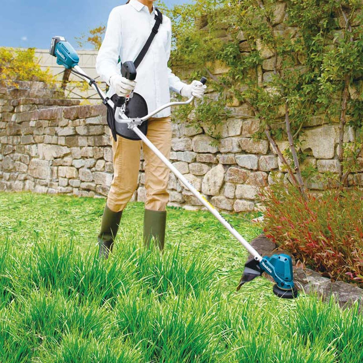 Makita DUR190URT8 18V LXT Brushless 30cm Grass Trimmer With 1 x 5.0Ah Battery & Charger