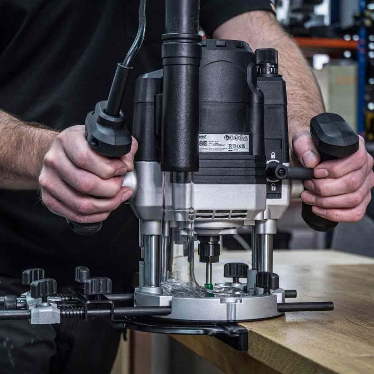 Trend T8EK 1/2in Dual Mode Plunge Router 240V with 12 Piece Cutter Set & Case