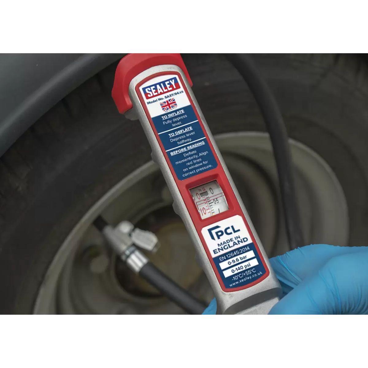 Sealey SA37/94 Professional Tyre Inflator with 2.5m Hose