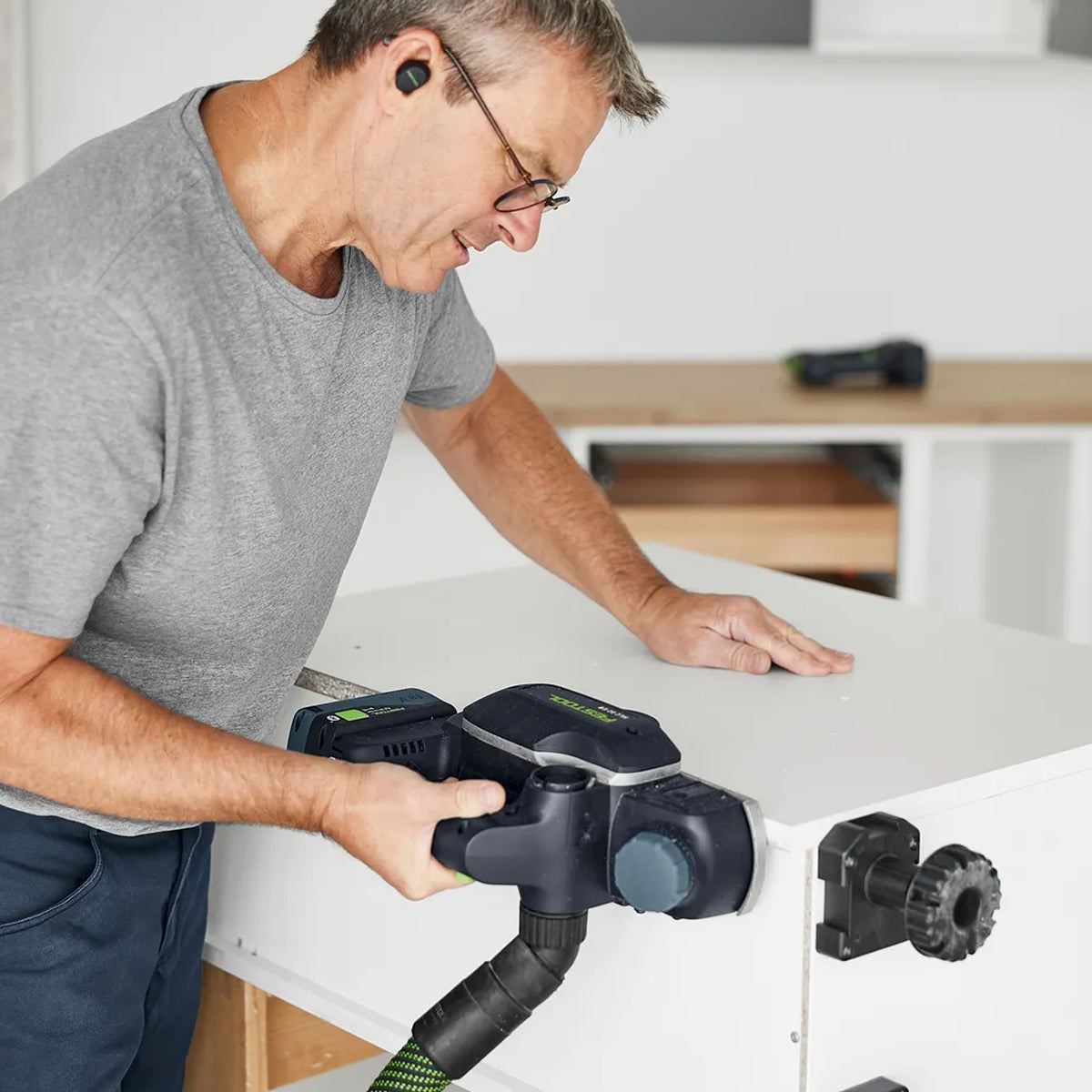 Festool HLC 82 EB-Basic-Set 18V Brushless Planer 578600 with 1 x 5.0Ah Battery & Accessories Set