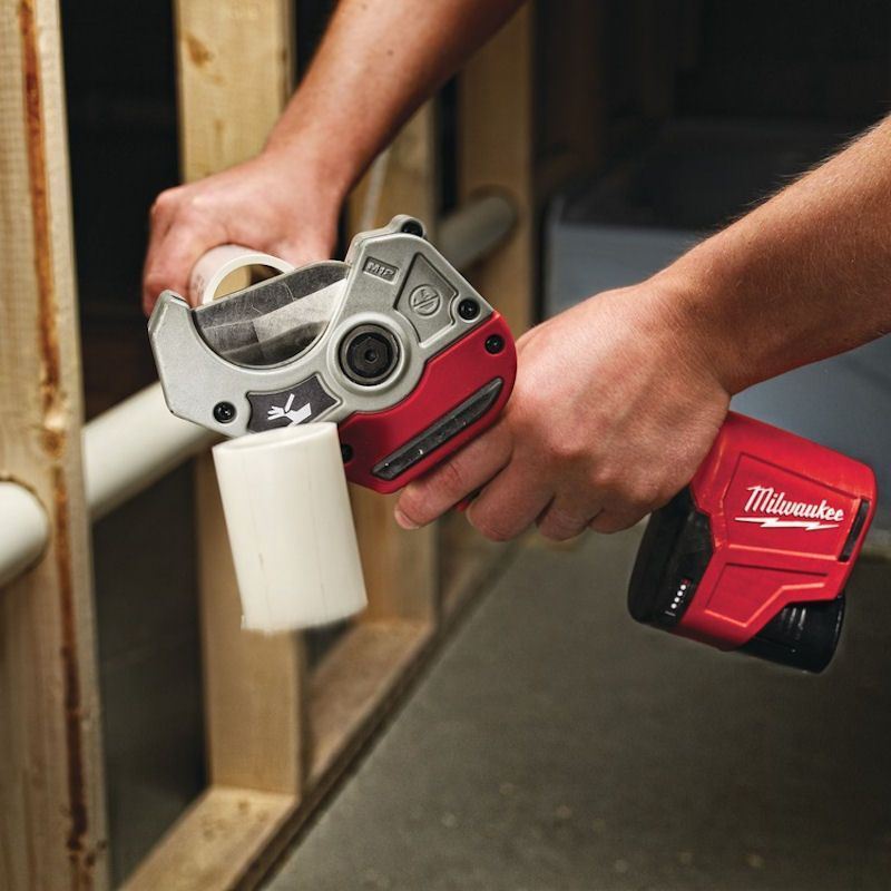 Milwaukee C12PPC-0 12V PVC Pipe Cutter with 1 x 5.0Ah Battery & Charger
