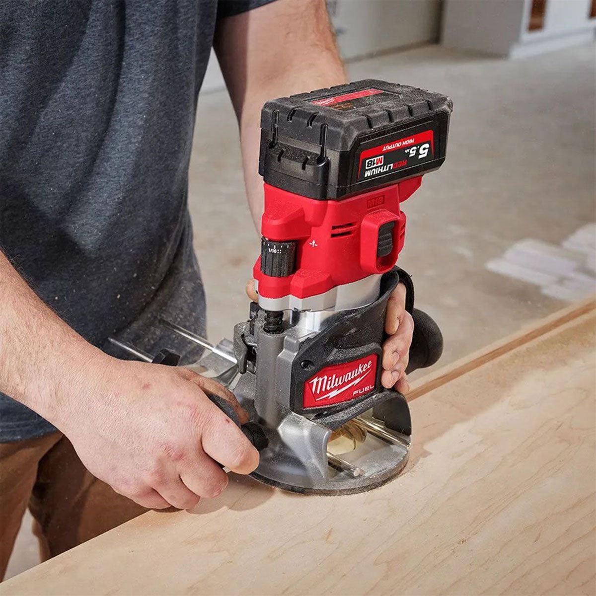 Milwaukee M18FR12KIT 18V FUEL Brushless 1/2'' Router Cutter with 1 x 5.0Ah Battery, Charger & Case
