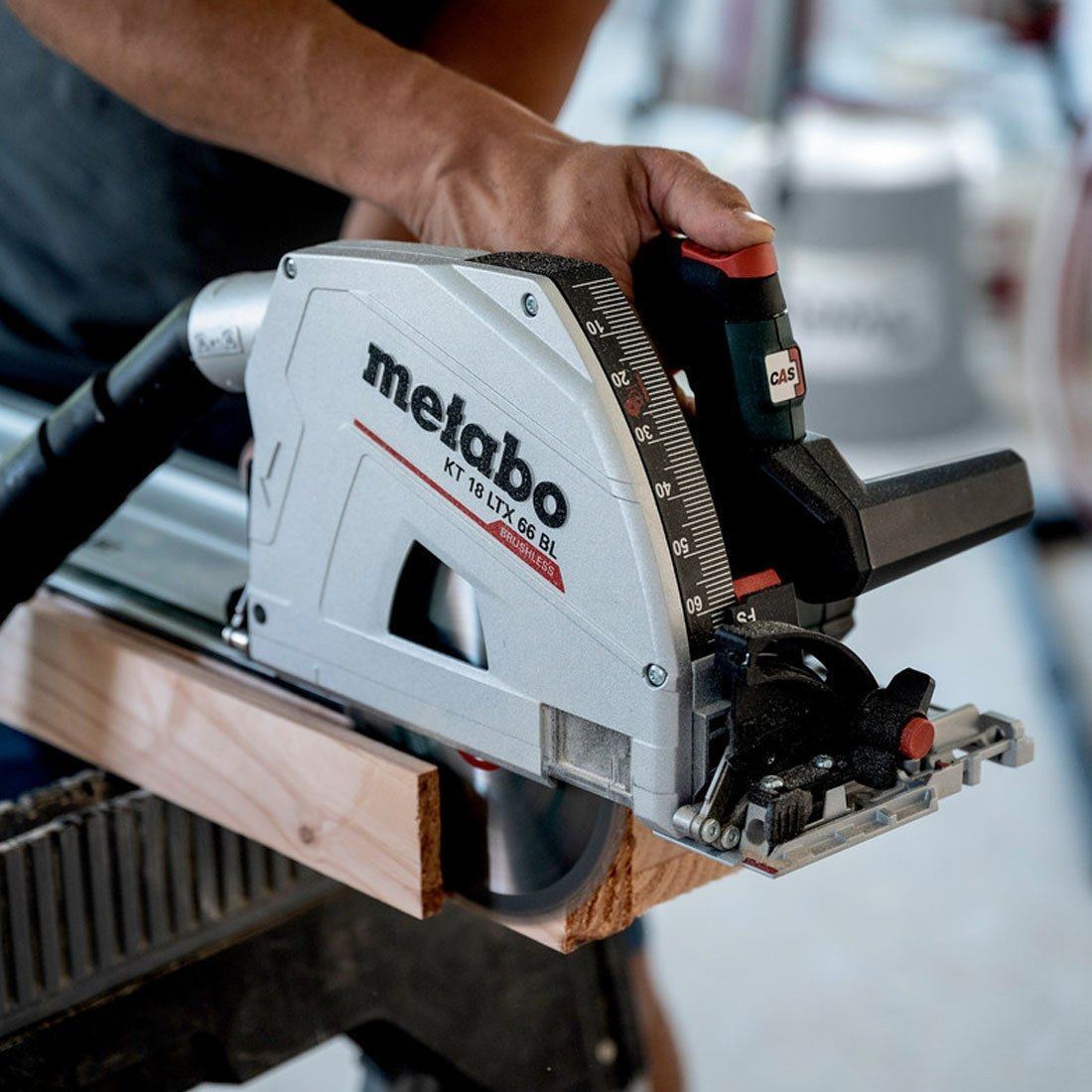 Metabo KT 18 LTX 66 BL 18V Brushless Plunge Saw with 2 x 5.2Ah Battery Charger & 1600mm Guide Rail Kit