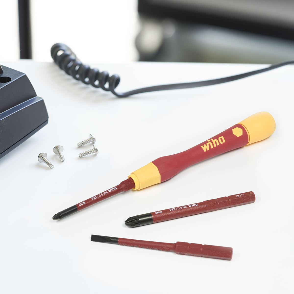 Wiha PicoFinish SlimVario Electric Fine Screwdriver Set Of 4 Piece WHA-43167