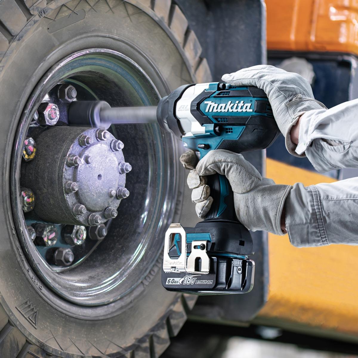 Makita DTW1005Z 18V LXT Brushless 3/4
