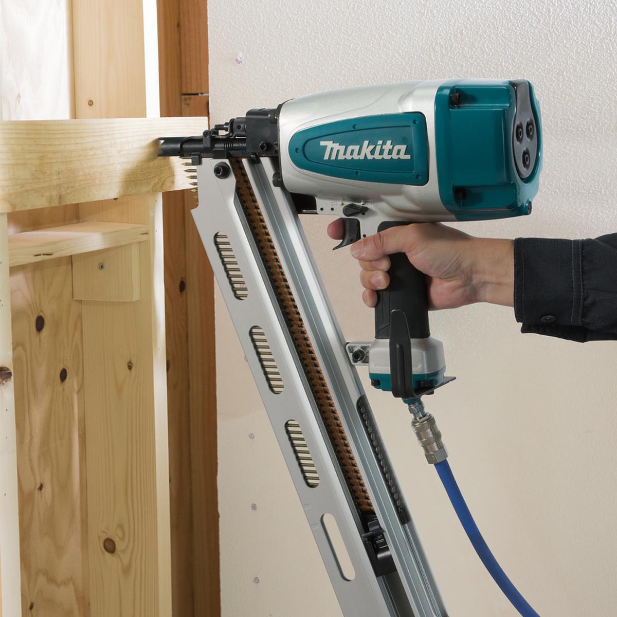 Makita AN924 Pneumatic First Fix Framing Nailer Body Only