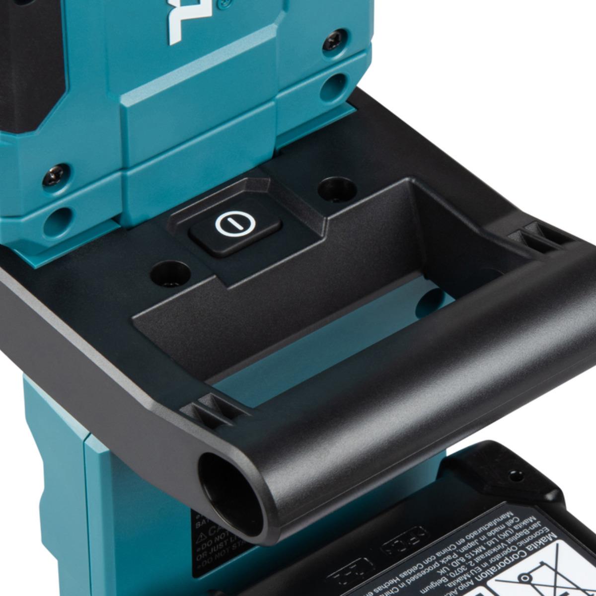 Makita ML013G 40V Max XGT Magnetic Light Body Only