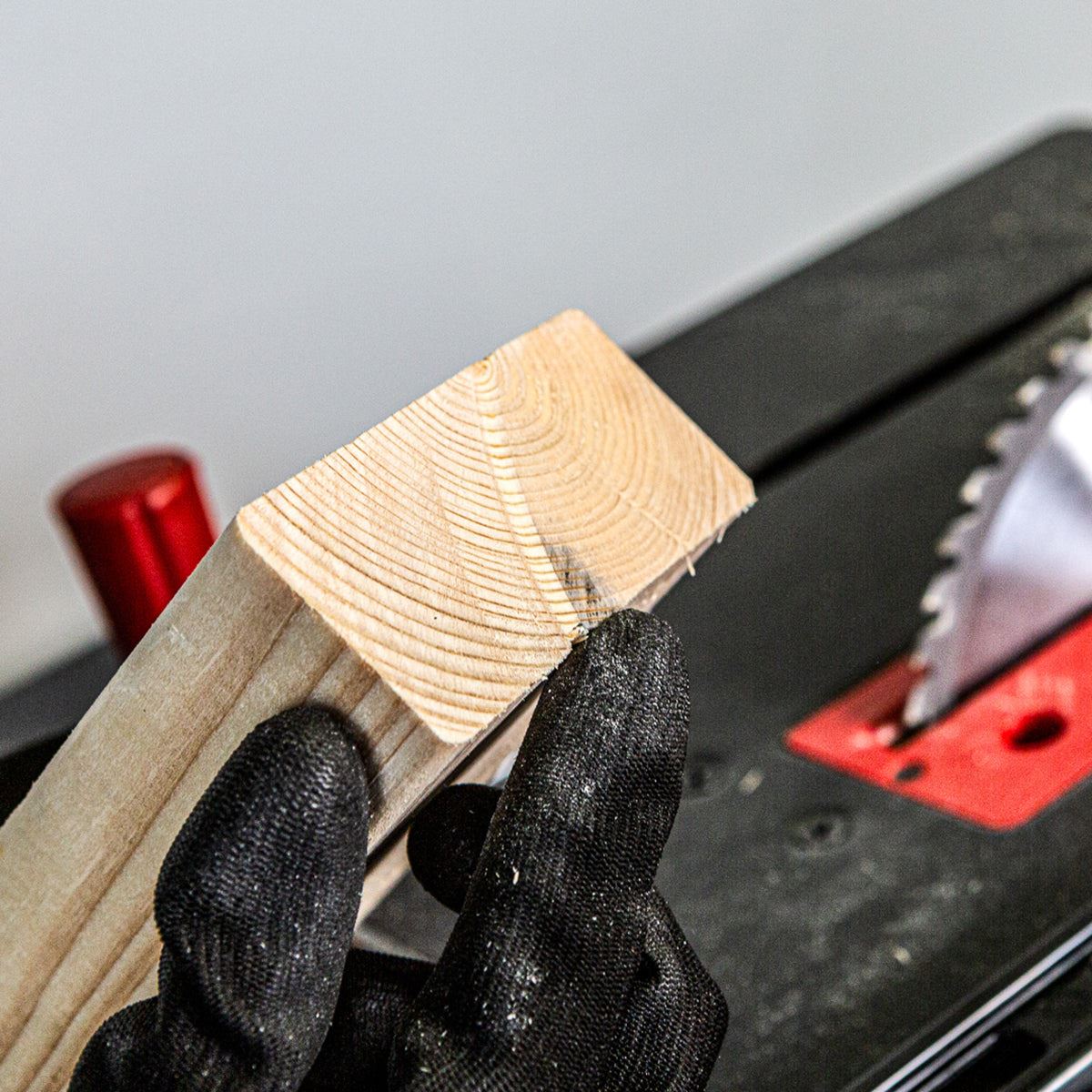 EXL 210mm Electric Table Saw 240V/1500W