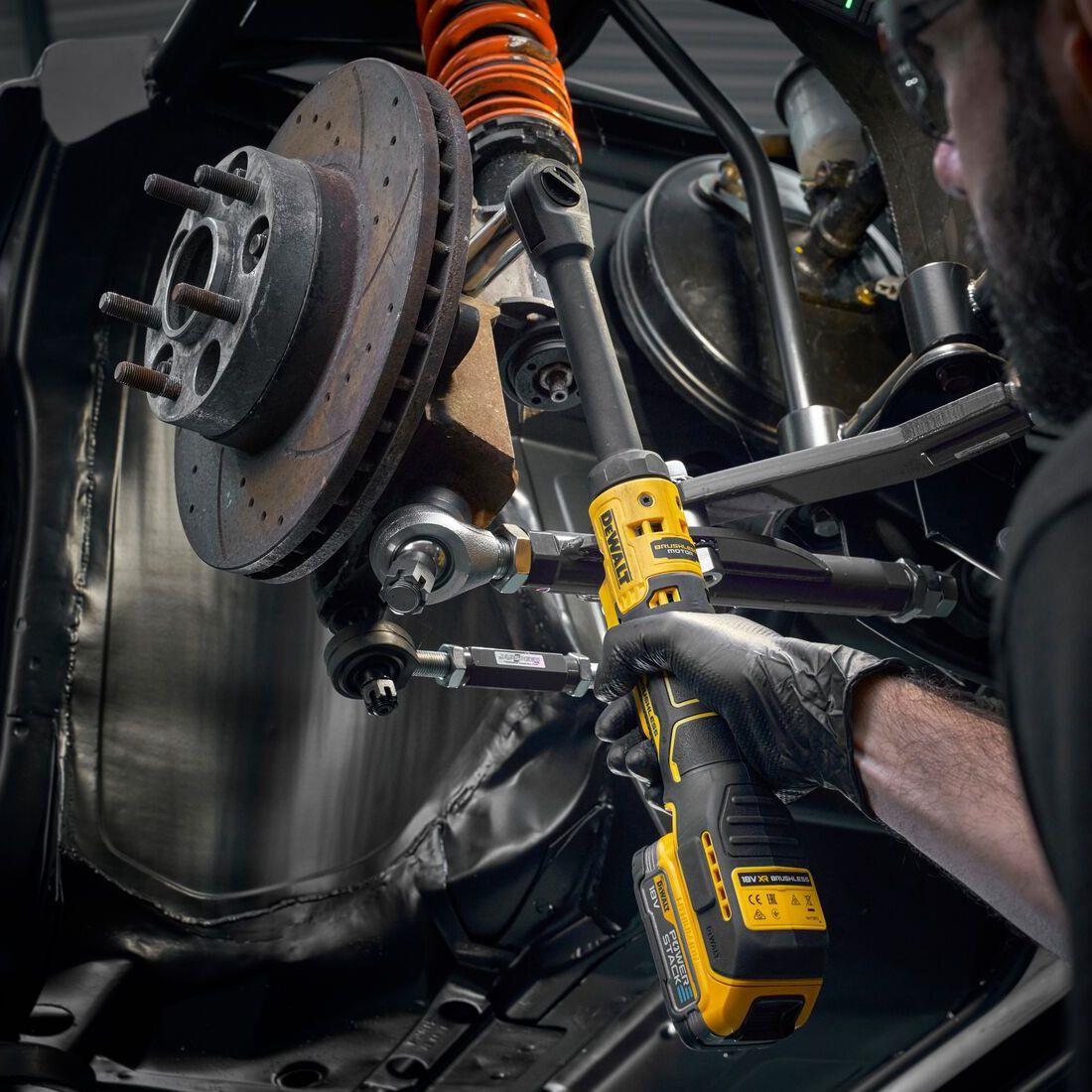 Dewalt DCF513EN-XJ 18V XR 3/8'' Extended Open Head Ratchet Body Only