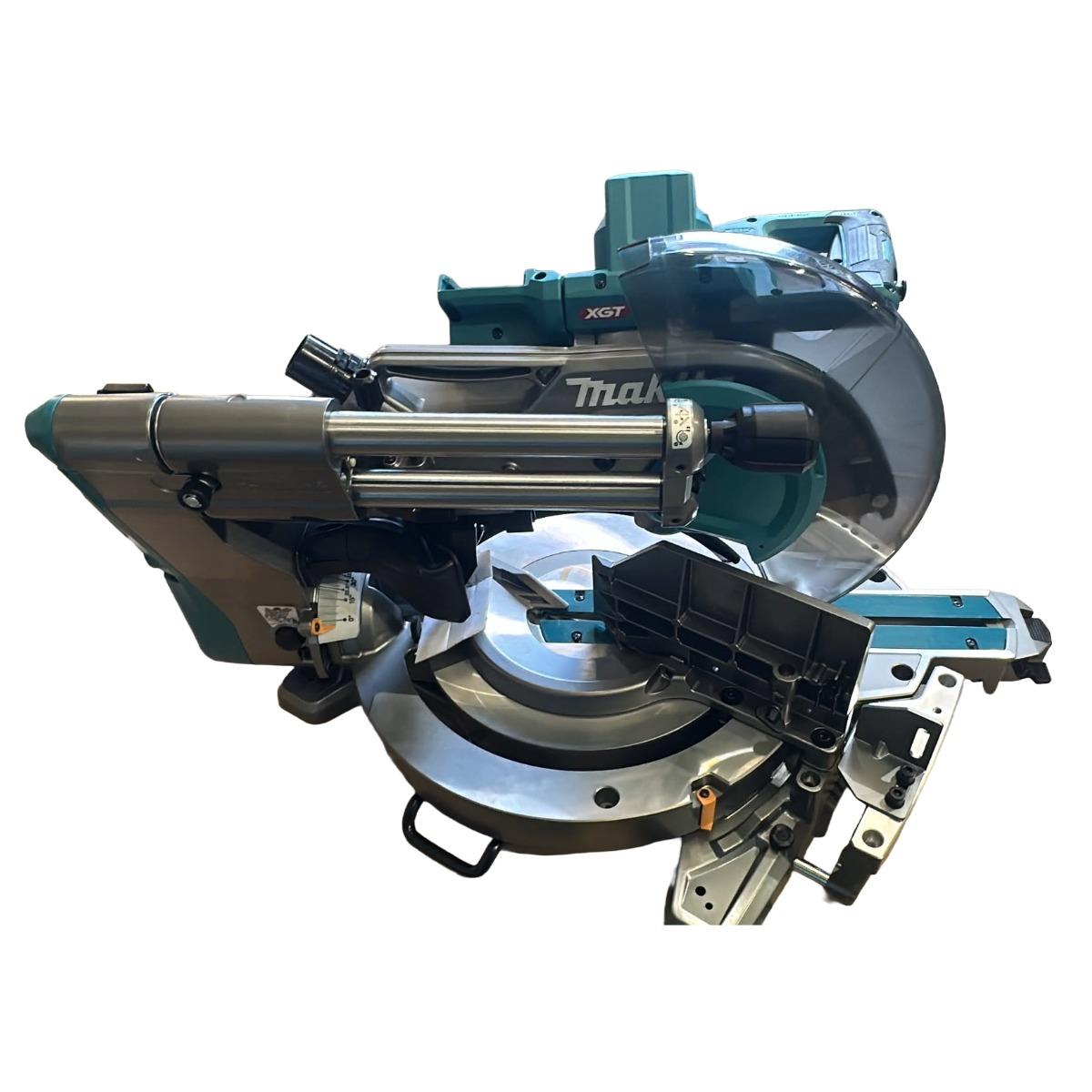 Makita LS003GZ01 40Vmax XGT Brushless 305mm Slide Compound Mitre Saw Body Only Item Condition Damaged Box