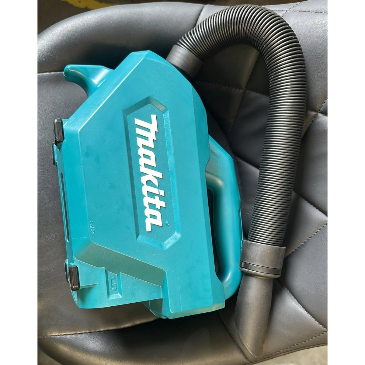 Makita DCL184Z 18V LXT Vacuum Cleaner Body Only Item Condition Seller Refurbished