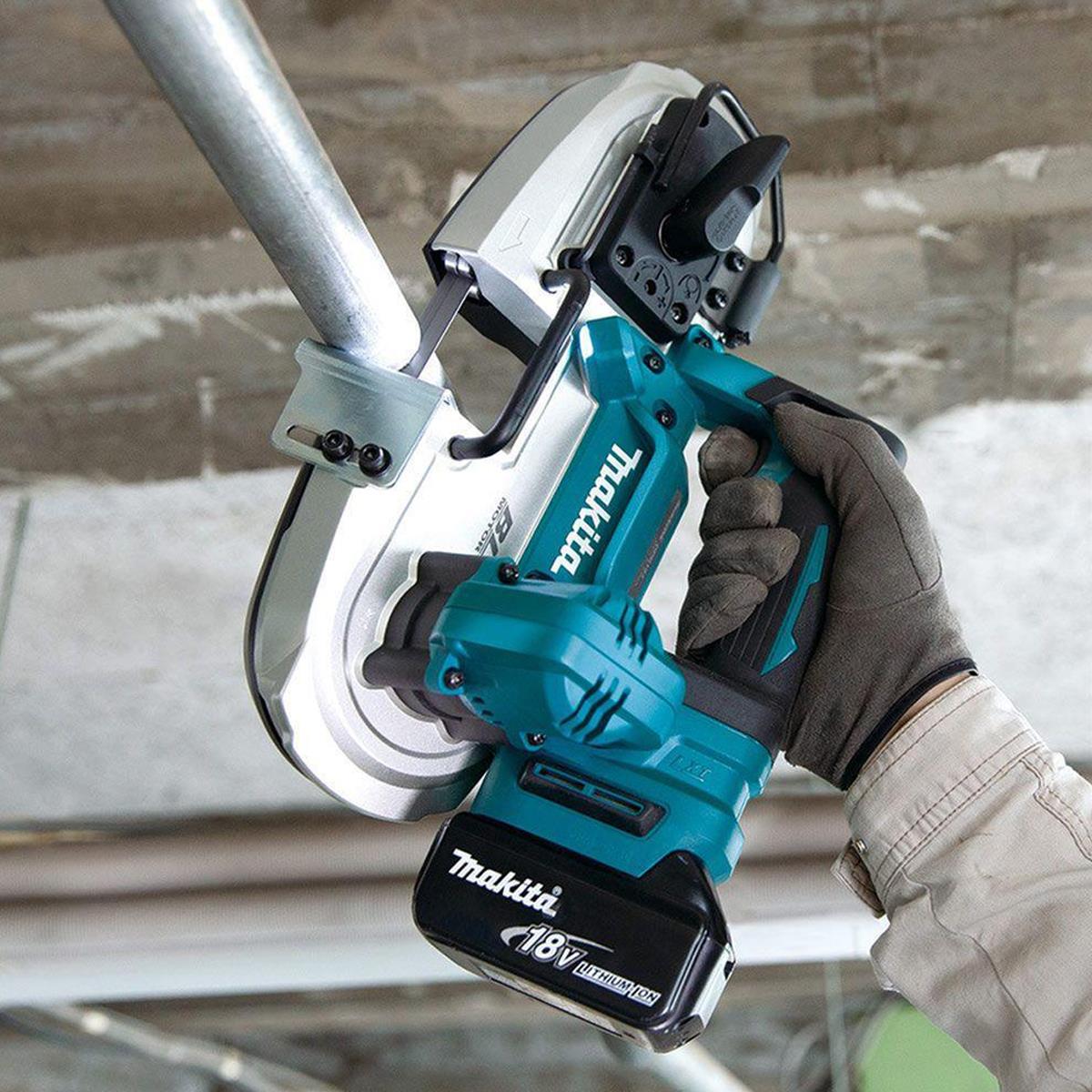 Makita DPB184Z 18V LXT Brushless Portable Band Saw with 1 x 5.0Ah Battery & Charger