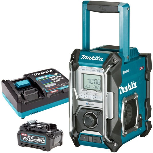 Makita MR002GZ 40V Blue Job Site Bluetooth Radio With 1 x 2.5Ah Battery & Charger