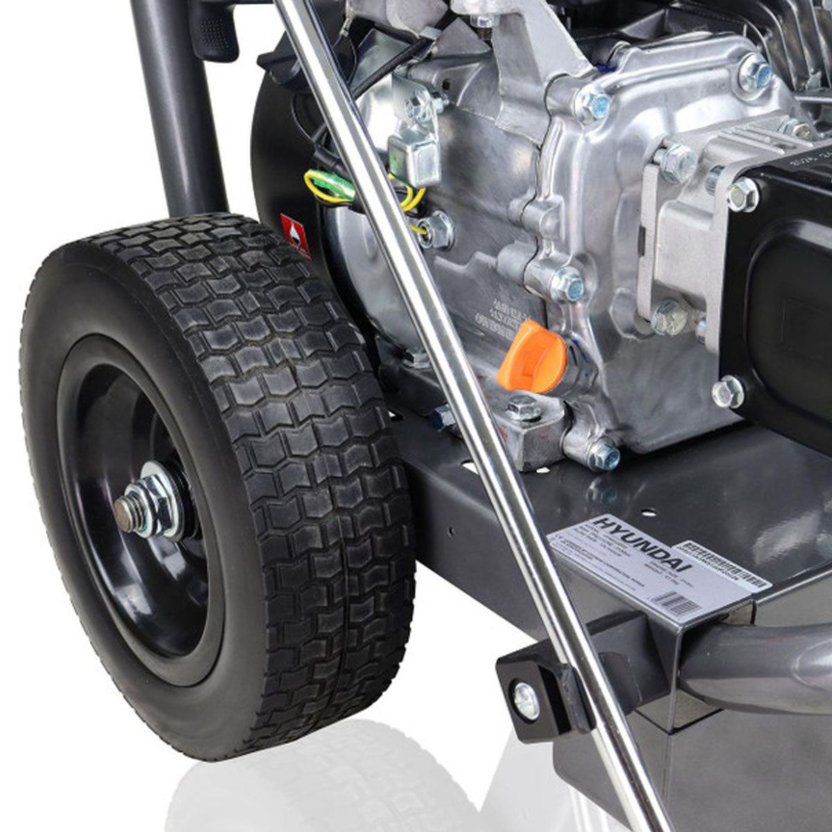 Hyundai HYW3100P2 Petrol Pressure Washer 212cc Engine, 10L/min Flow & AR Pump for Powerful Cleaning