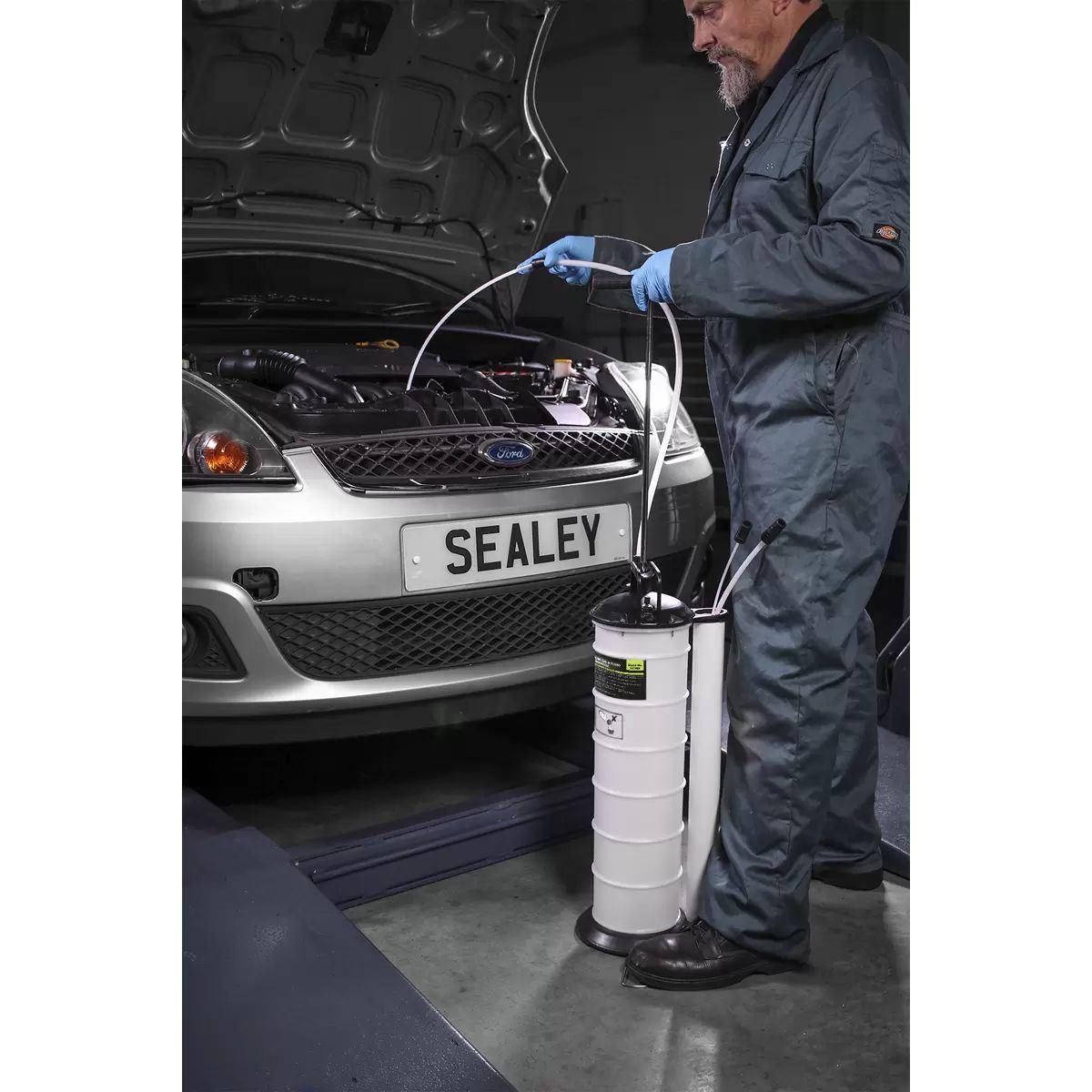Sealey S01169 Vacuum Oil & Fluid Extractor Manual 6.5L