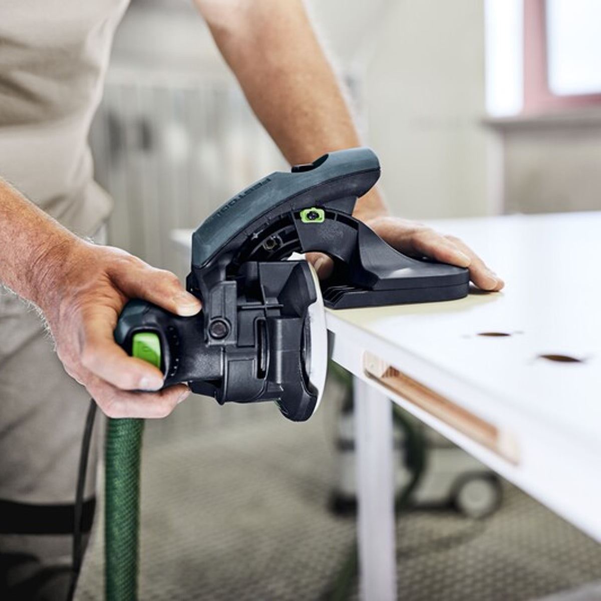 Festool ES-ETS 125 REQ-Plus 125mm Edge Sander 230V GB With Systainer - 576680