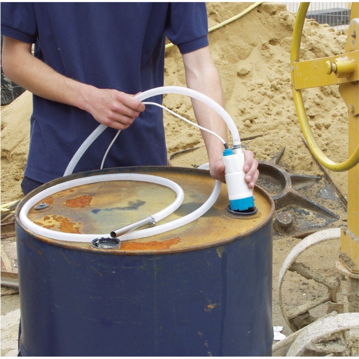 Sealey TP94 12V Low Voltage Submersible Transfer Pump