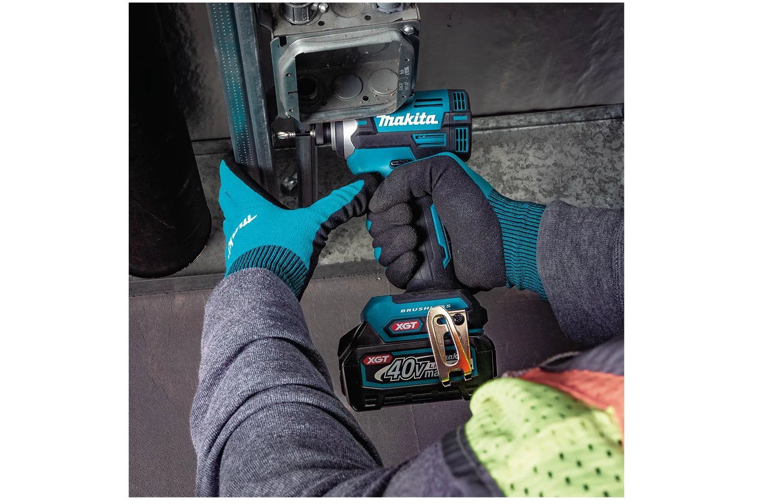 Makita TD003GZ 40V Brushless Impact Driver With 1 x 2.5Ah Battery, Charger & Bag