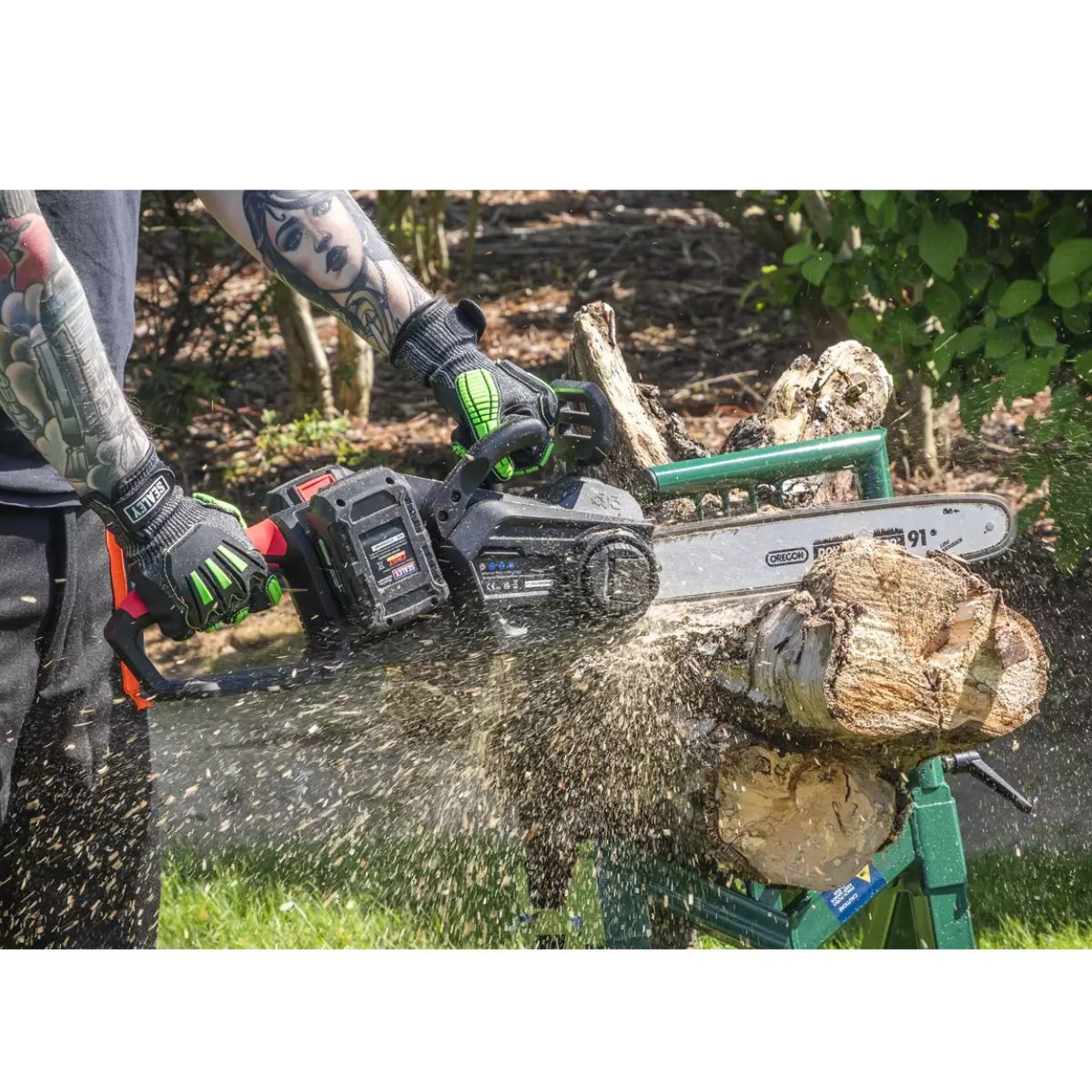 Sealey CP40VCS 40V SV20 Series 35cm Cordless Chainsaw Body Only