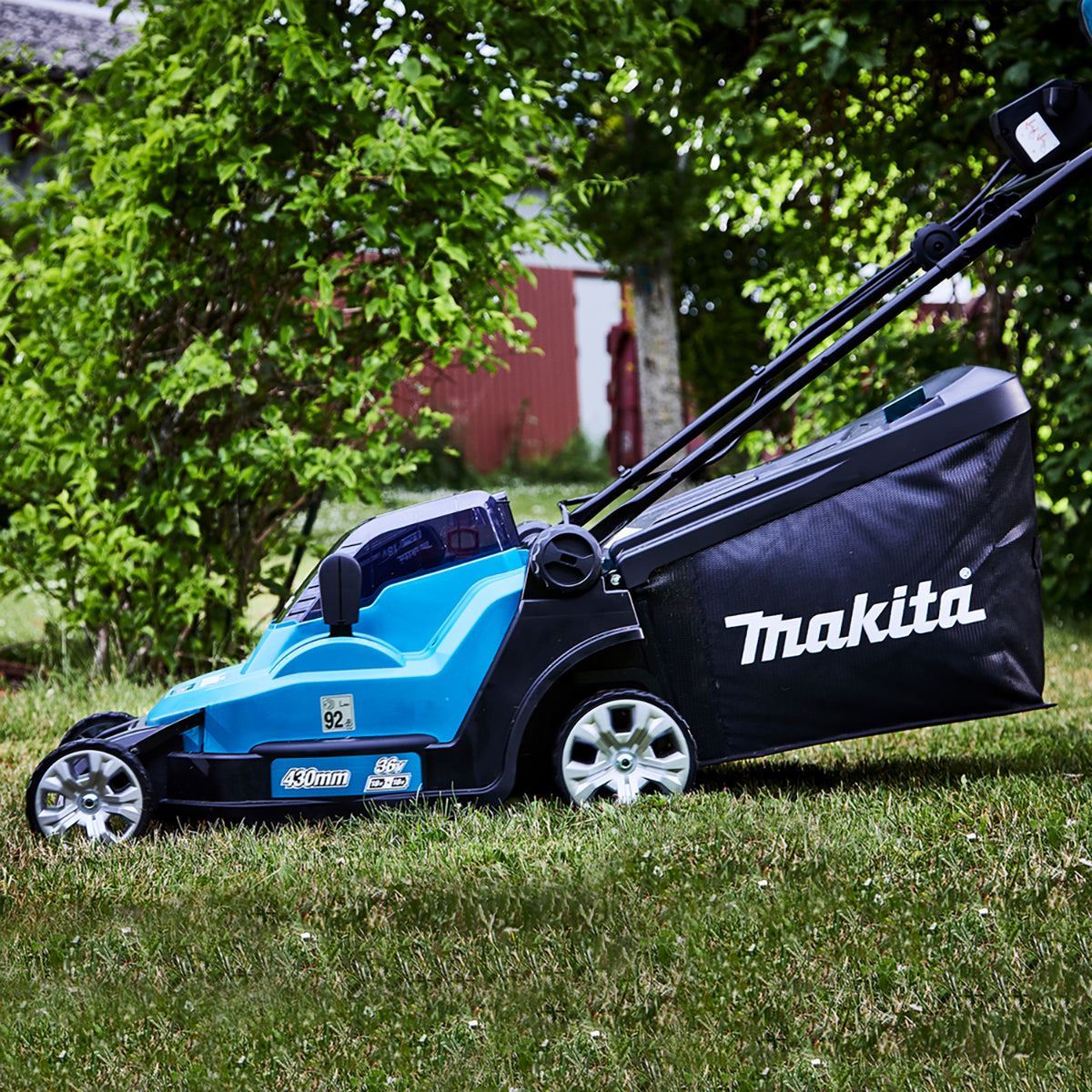 Makita DLM432PT2 36V LXT Cordless 43cm Lawn Mower With 2 x 5.0Ah Batteries & Charger