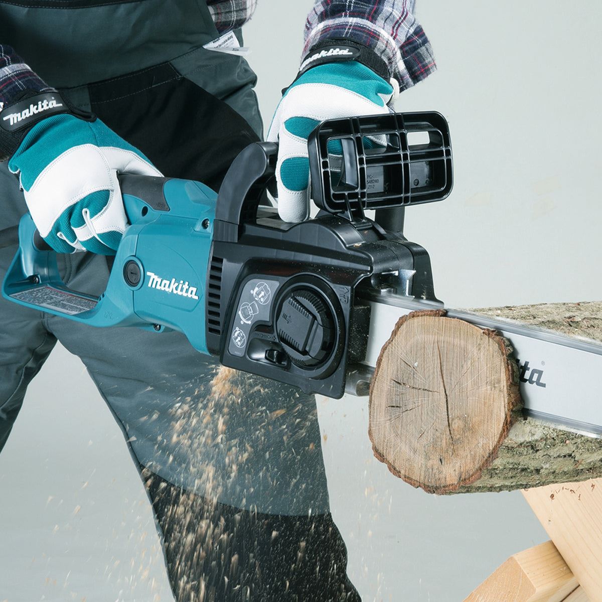 Makita UC4051A/2 40cm Electric Chainsaw 2000W/240V