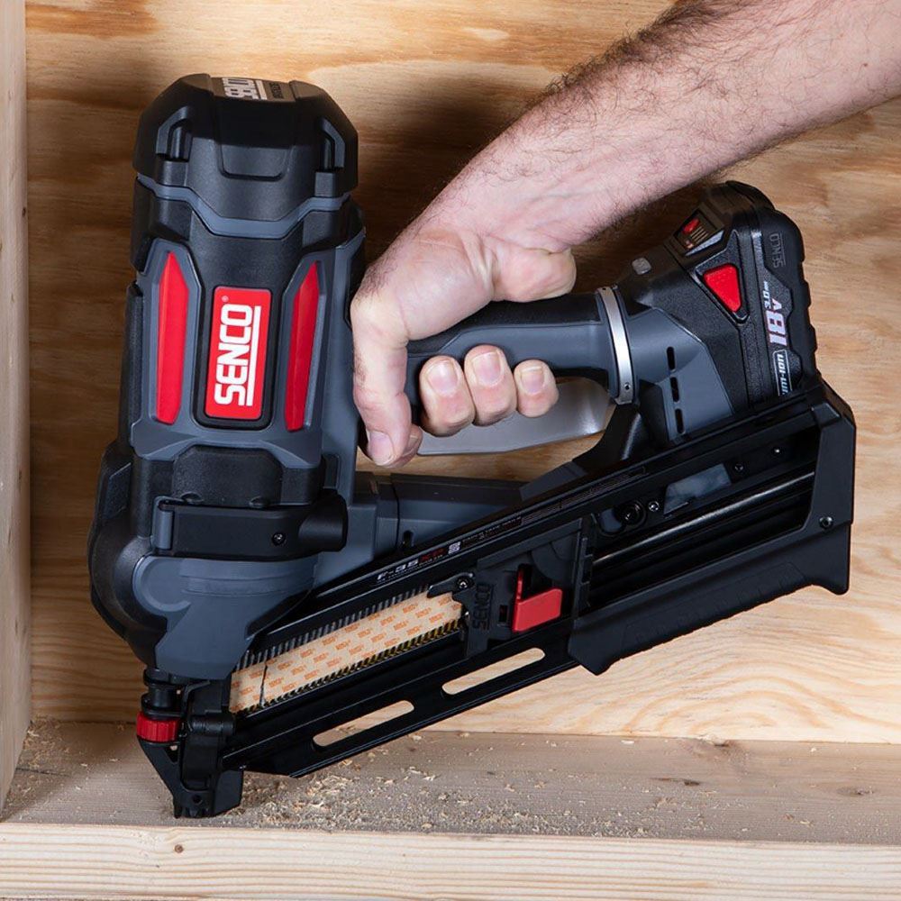 Senco F-35XP 2.0 Fusion 18V First Fix Framing Nailer with 2 x 3.0Ah Battery Charger & Case - 10G2003N Item Condition Box Opened Never Used
