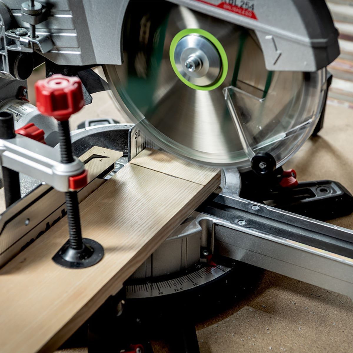Metabo KGS 18 LTX BL 216 18V 216mm Brushless Sliding Mitre Saw with 1 x 5.2Ah Battery & Charger