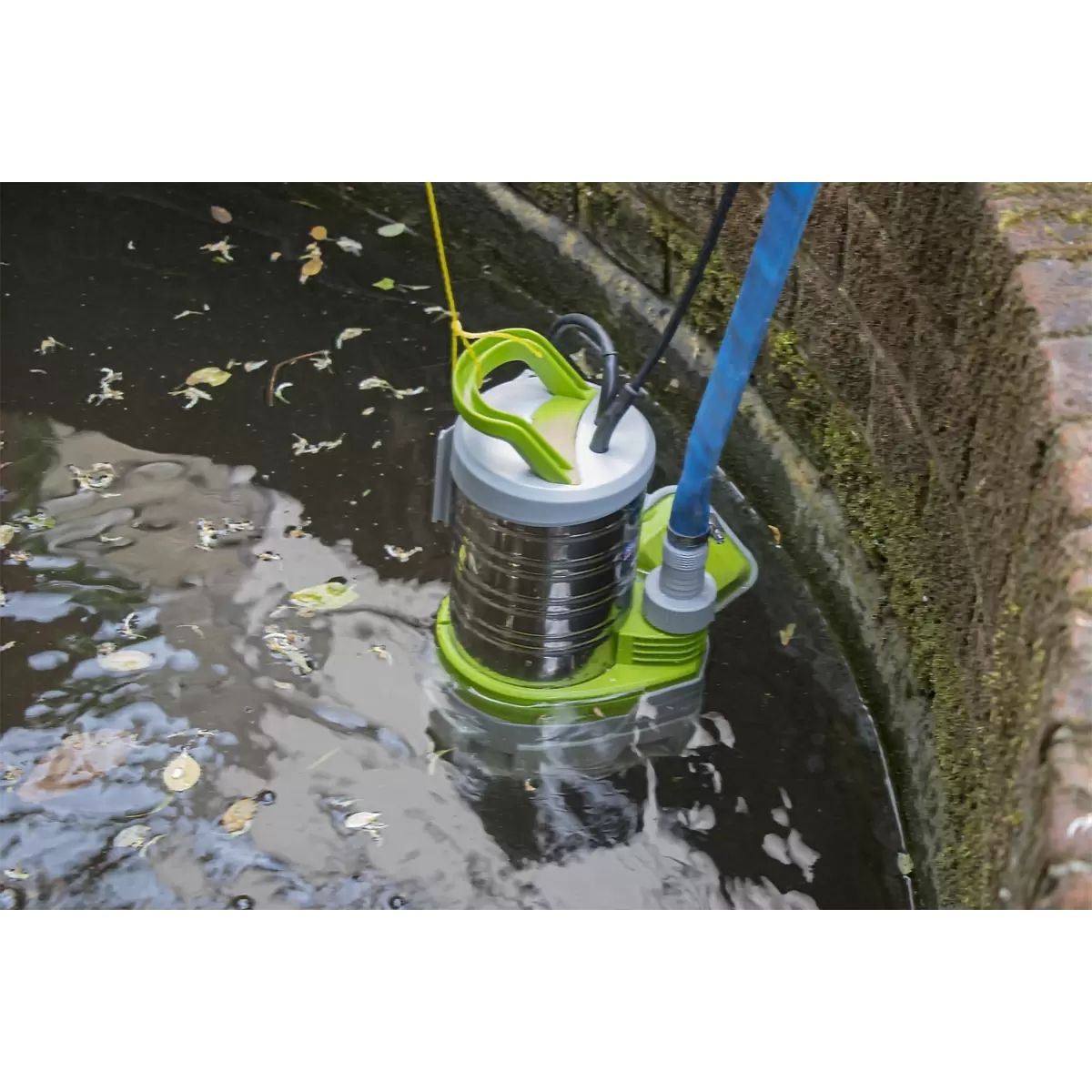 Sealey WPS225P Submersible Stainless Water Pump 225L/min 230V