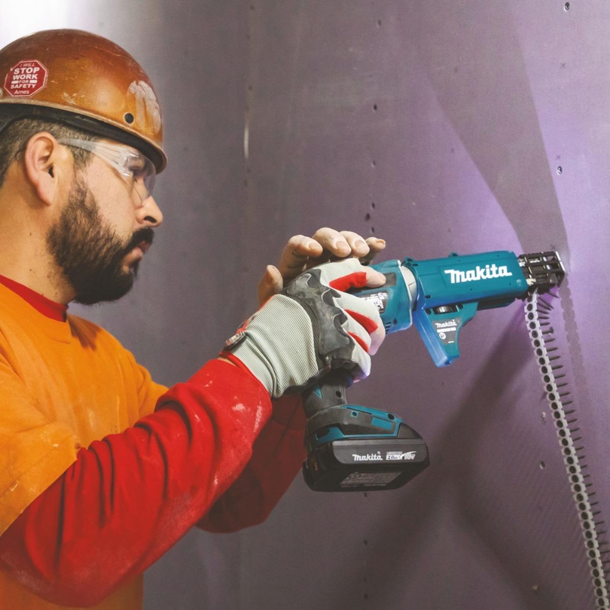 Makita DFS452TJX2 18V Brushless Collated Autofeed Drywall Screwdriver with 2 x 5.0Ah Batteries & Charger in Case