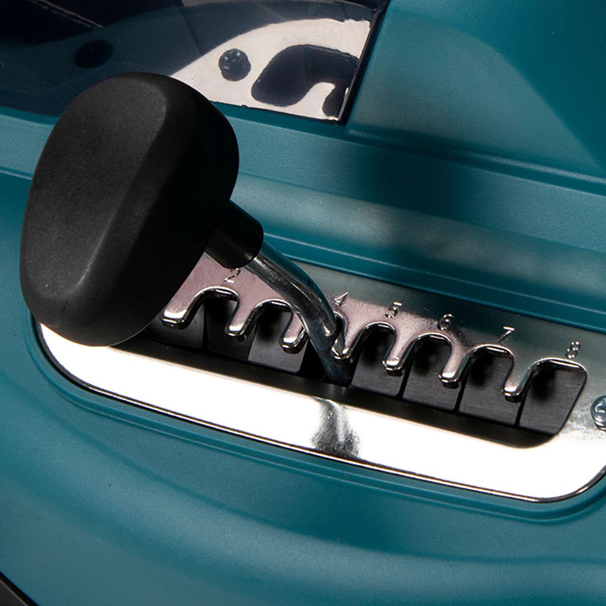 Makita DLM330Z 18V LXT 33cm Cordless Lawn Mower Body Only