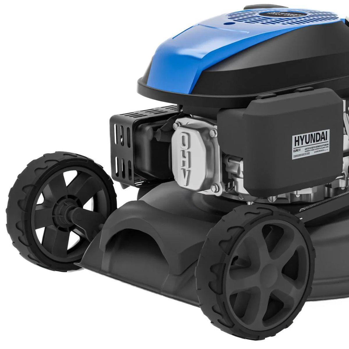 Hyundai HYM17150SPX 139cc 43cm Self-Propelled Petrol Lawnmower