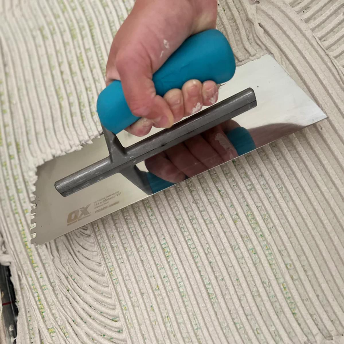 OX Trade 6mm Notched Stainless Steel Trowel OX-T535706