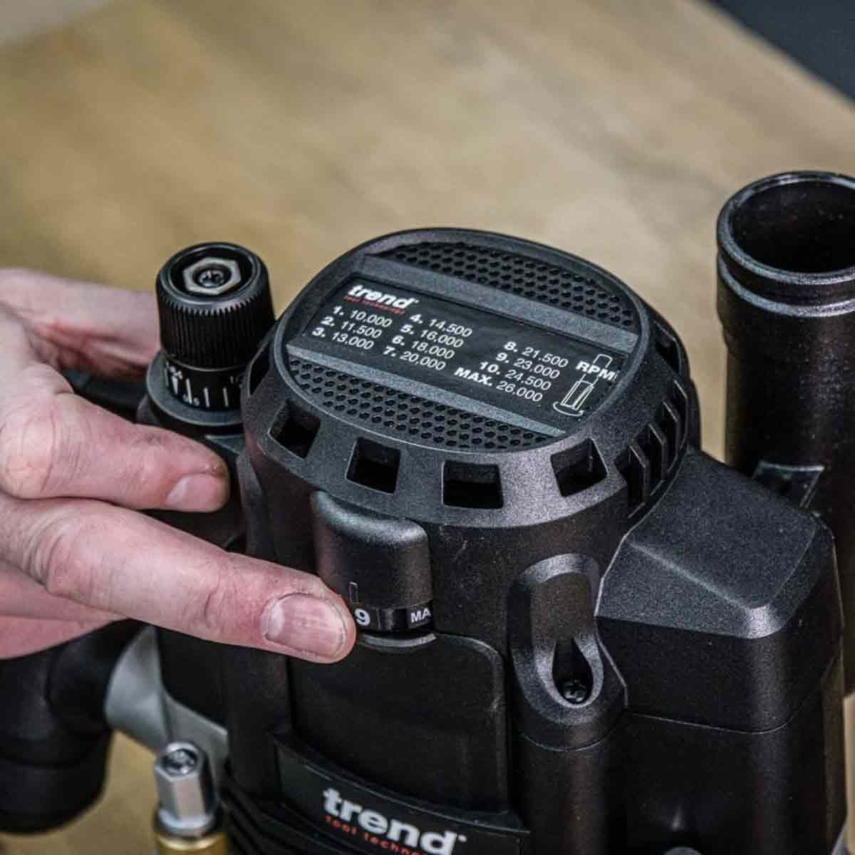 Trend T8EK 1/2in Dual Mode Plunge Router 240V with 12 Piece Cutter Set & Case