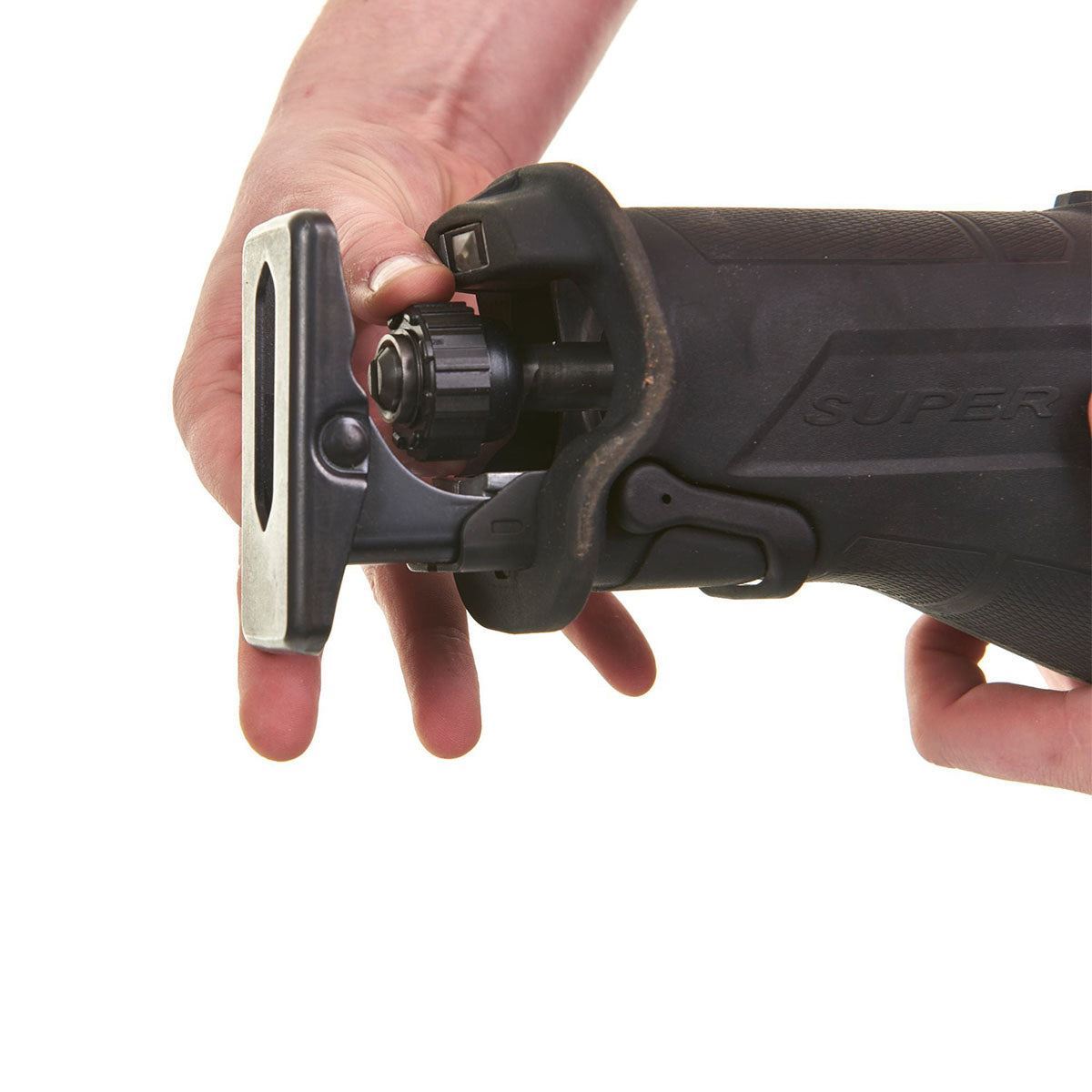 Milwaukee M18FSX-801C M18 FUEL 18V Brushless Super Sawzall with 1 x 8.0Ah Battery Charger & Case 4933499178