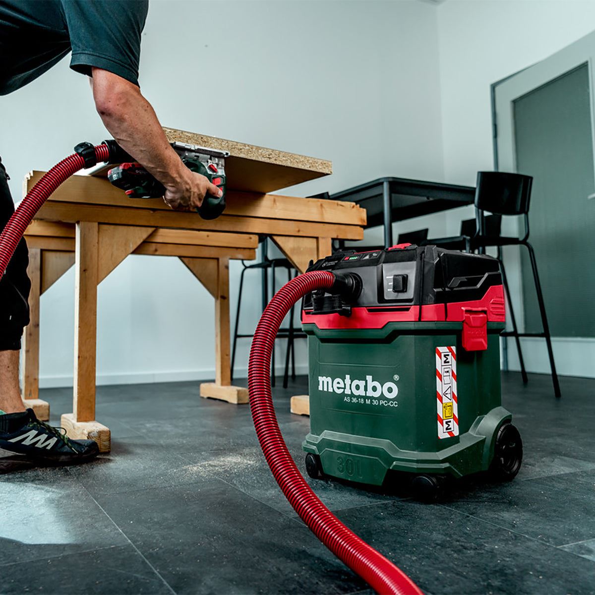 Metabo AS 36-18 M 30 PC-CC 18V M-Class Vacuum Cleaner with 1 x 5.2Ah Battery & Charger