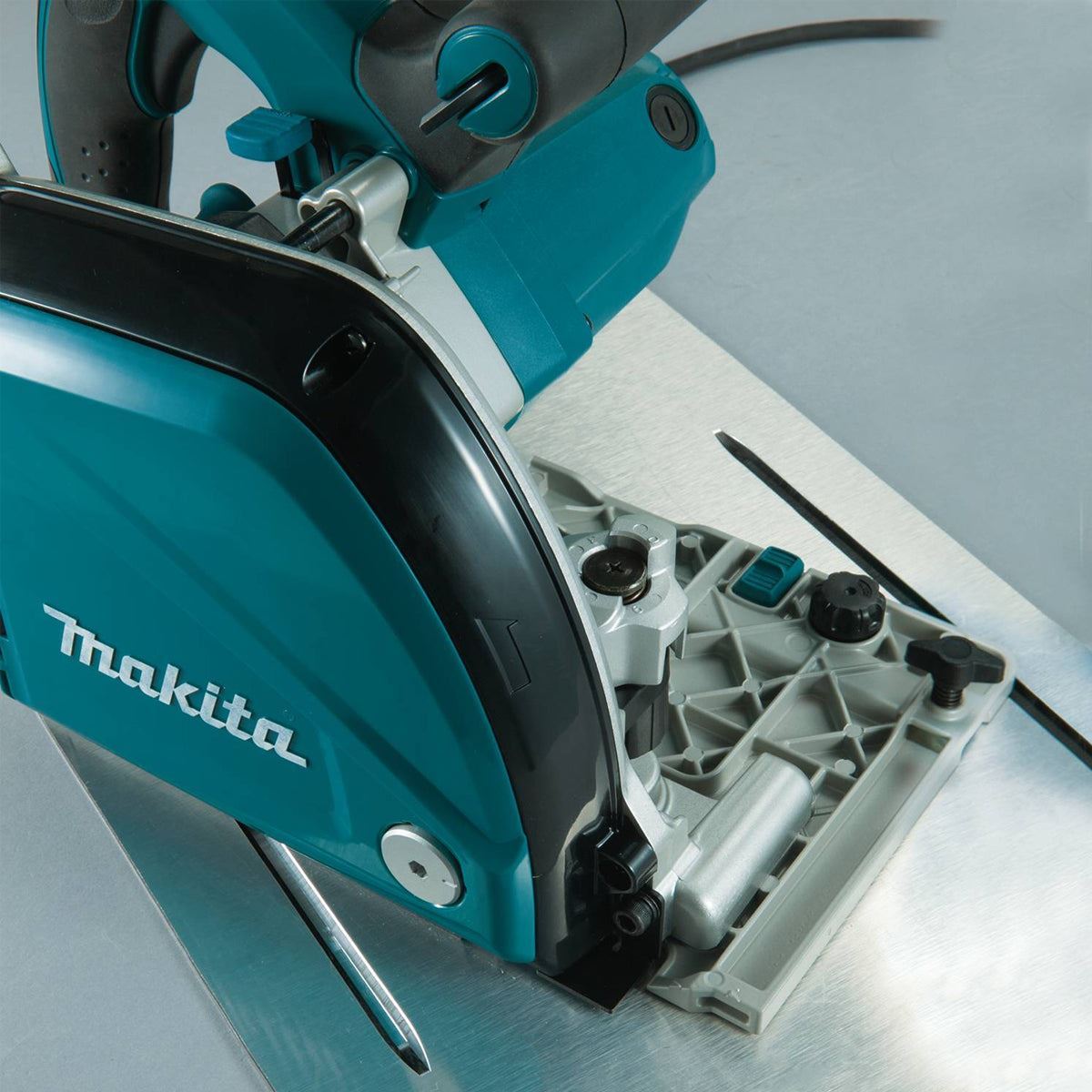 Makita CA5000XJ/2 118mm Aluminium Groove Cutter In Case 240V