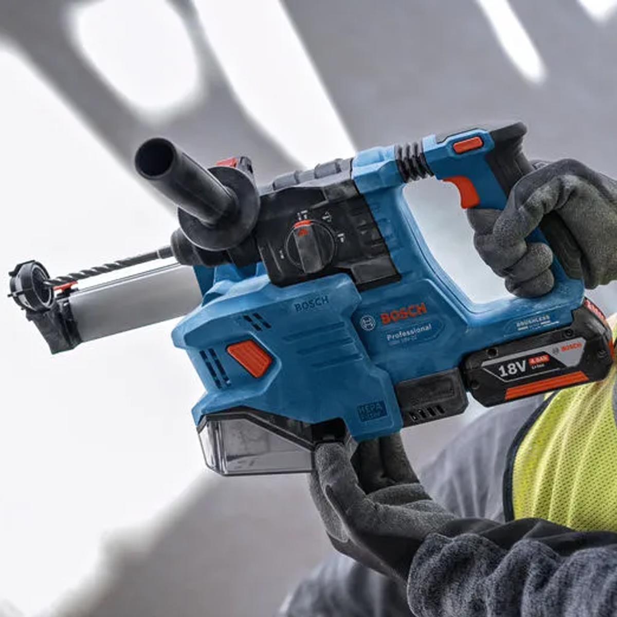 Bosch GBH 18V-22 18V Brushless SDS-Plus Rotary Hammer Drill with 1 x 4.0Ah Battery, Charger & Case