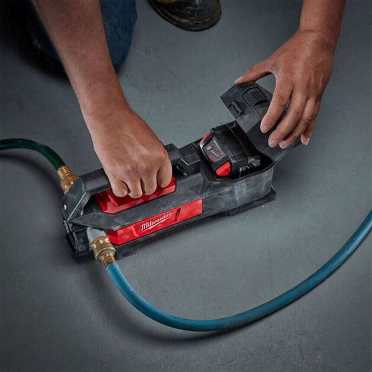 Milwaukee M18BTP-0 18V Compact Transfer Pump with 1 x 5.0Ah Battery & Charger