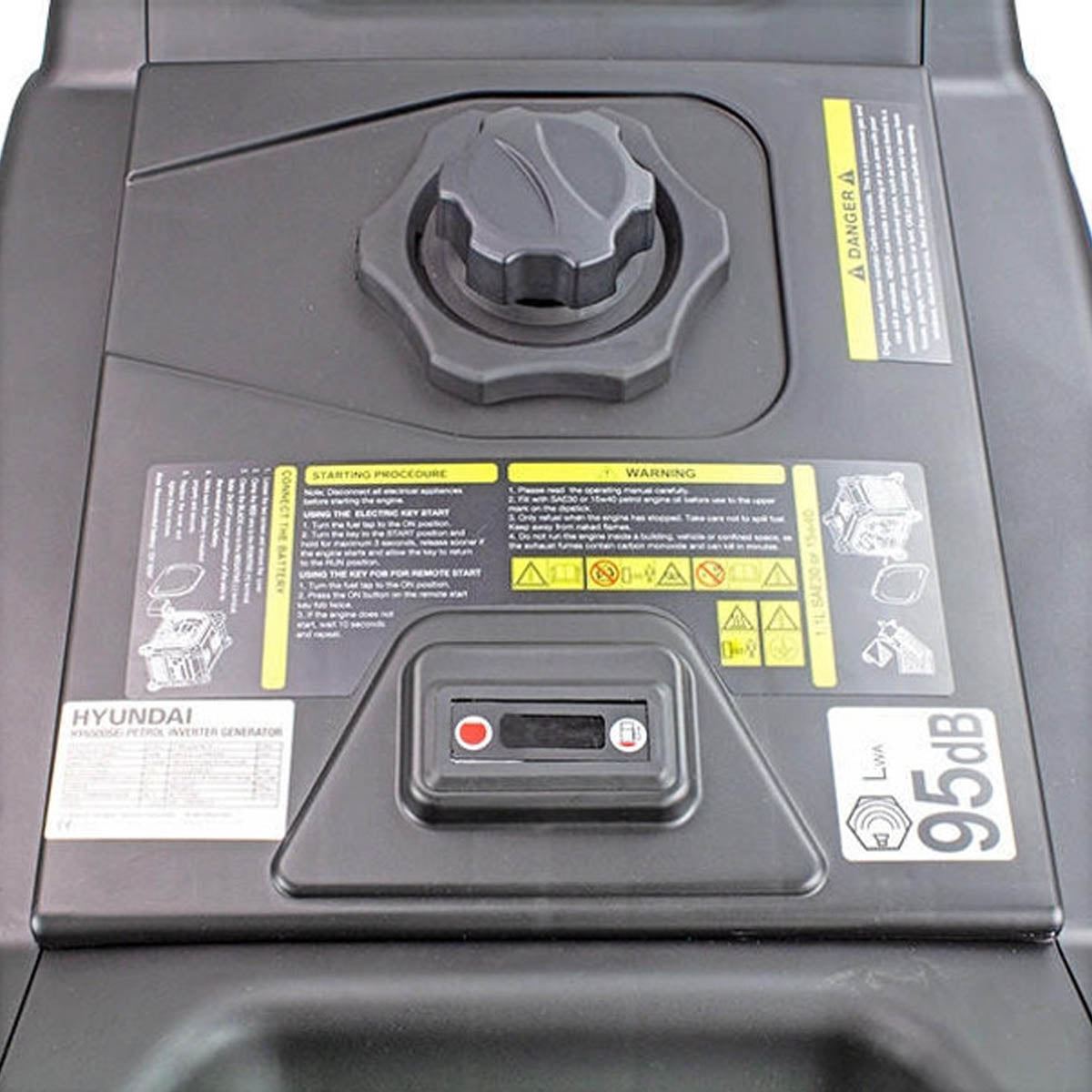 Hyundai HY6500SEi 4-Stroke Petrol Portable Inverter Generator 6600W/230V