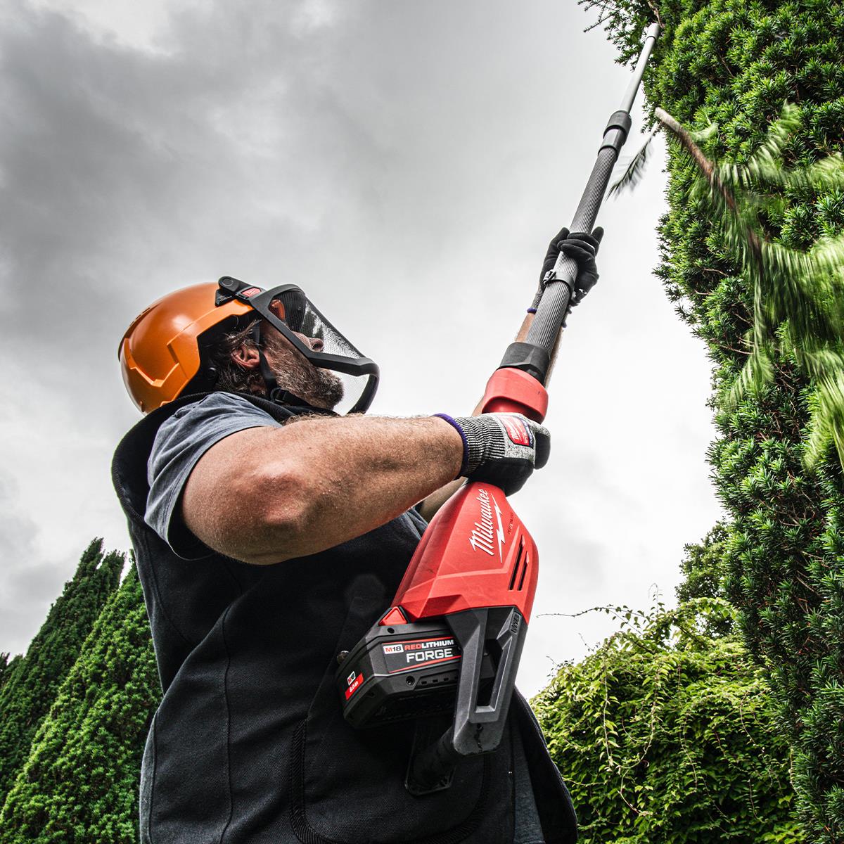Milwaukee M18BLTS-0 18V Brushless Telescopic Pole Pruning Shear With 1 x 5.0Ah Battery & Charger