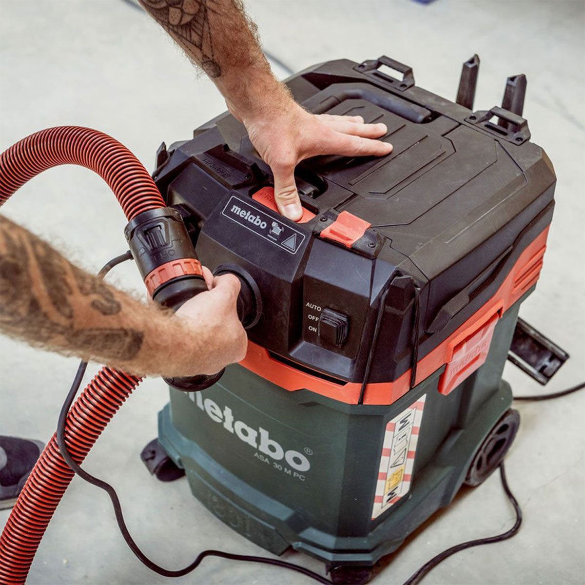 Metabo ASA 30 M PC M-Class All-Purpose Vacuum Cleaner 110V/1200W 602087390 Item Condition Damaged Box
